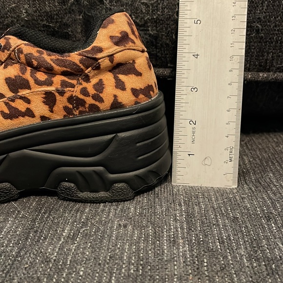 Forever 21 - Platform Shoe in Cheetah Print - Size ? - Picture 3 of 6